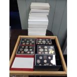 A ROYAL MINT 2008 UNITED KINGDOM PROOF COIN SET