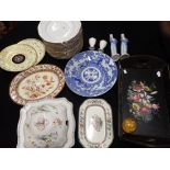 A COLLECTION OF DINNER WARE