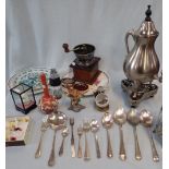 A COLLECTION OF KITCHENALIA ITEMS AND OTHER SUNDRIES