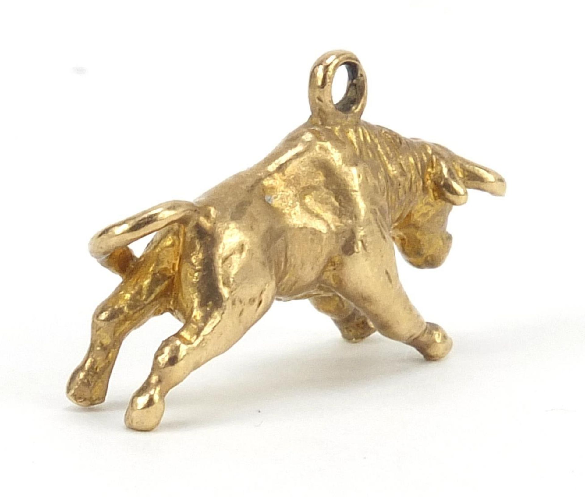 Heavy 9ct gold bull charm, 2.3cm in length, 7.2g - Bild 3 aus 4