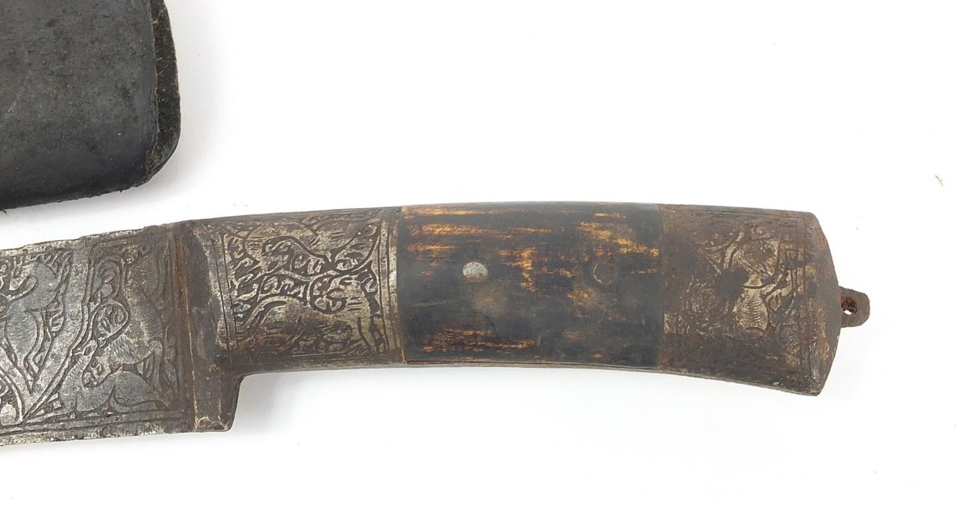 Afghan Pesh-kabz knife with bone handle, sheath and steel blade engraved with a wild animals and - Image 3 of 8
