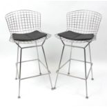 Harry Bertoia for Knoll, Pair of Wire bar stools, 102cm high