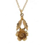 9ct gold flower pendant on a 9ct gold necklace, 2cm high and 46cm in length, total 1.4g