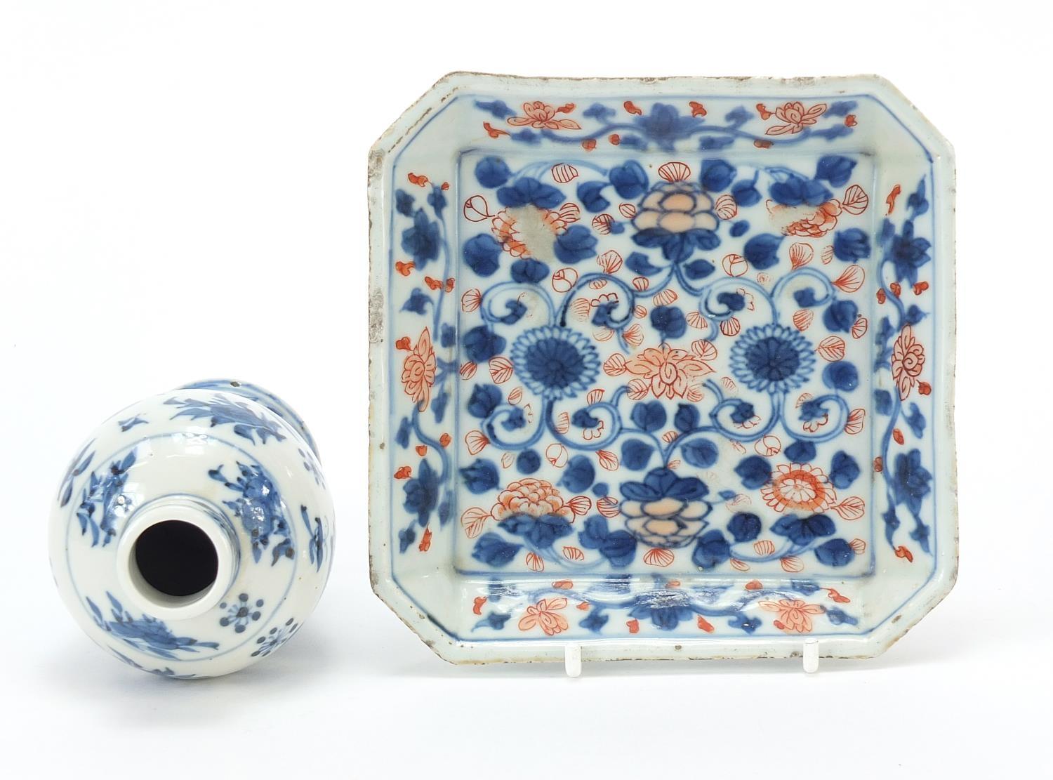 Chinese blue and white porcelain baluster vase and a square dish hand painted in the Imari palette - Image 6 of 8