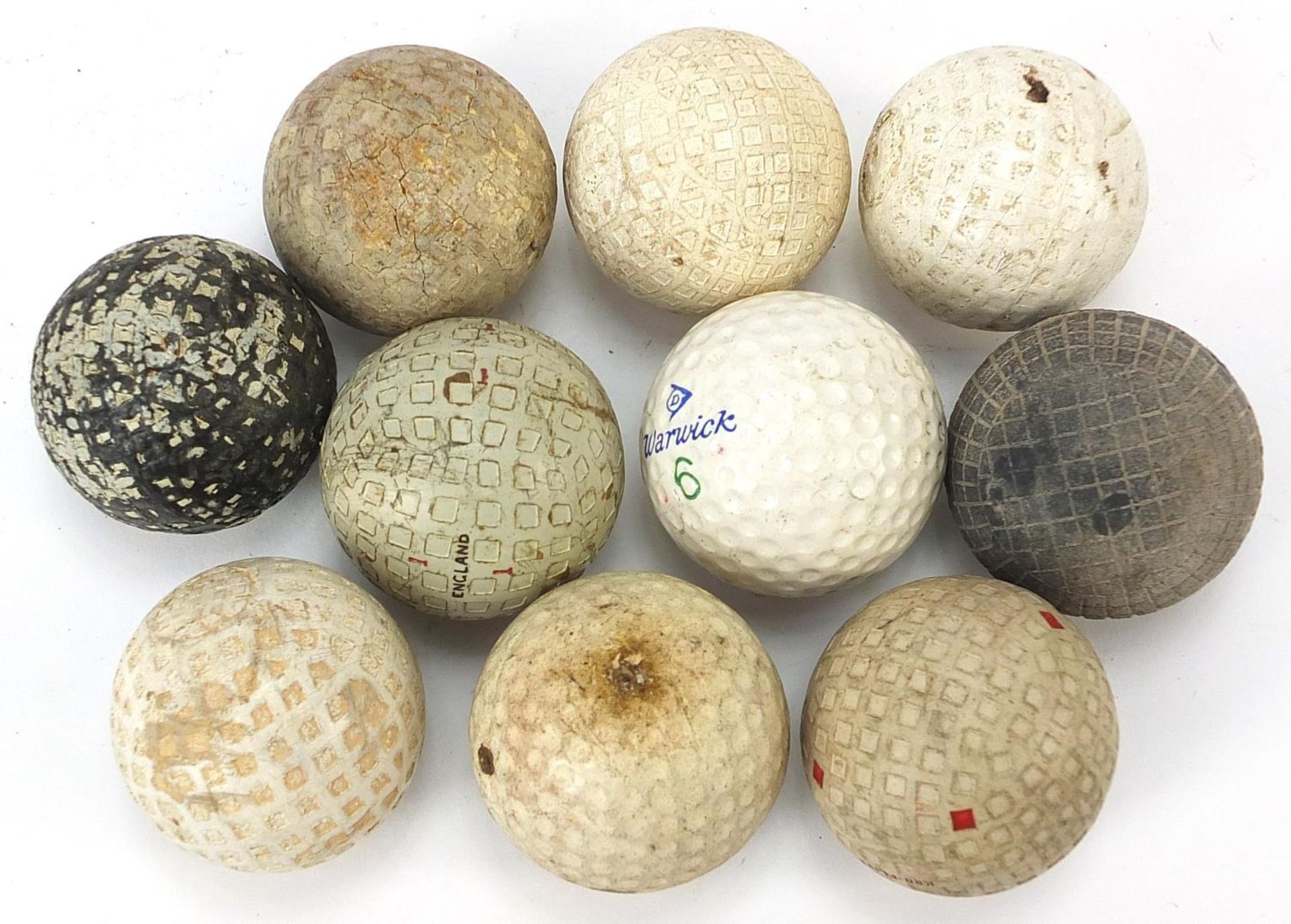 Ten Vintage golf balls including Warwick - Image 4 of 4