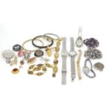 Costume jewellery and wristwatches including a jewelled hummingbird brooch, damascene design