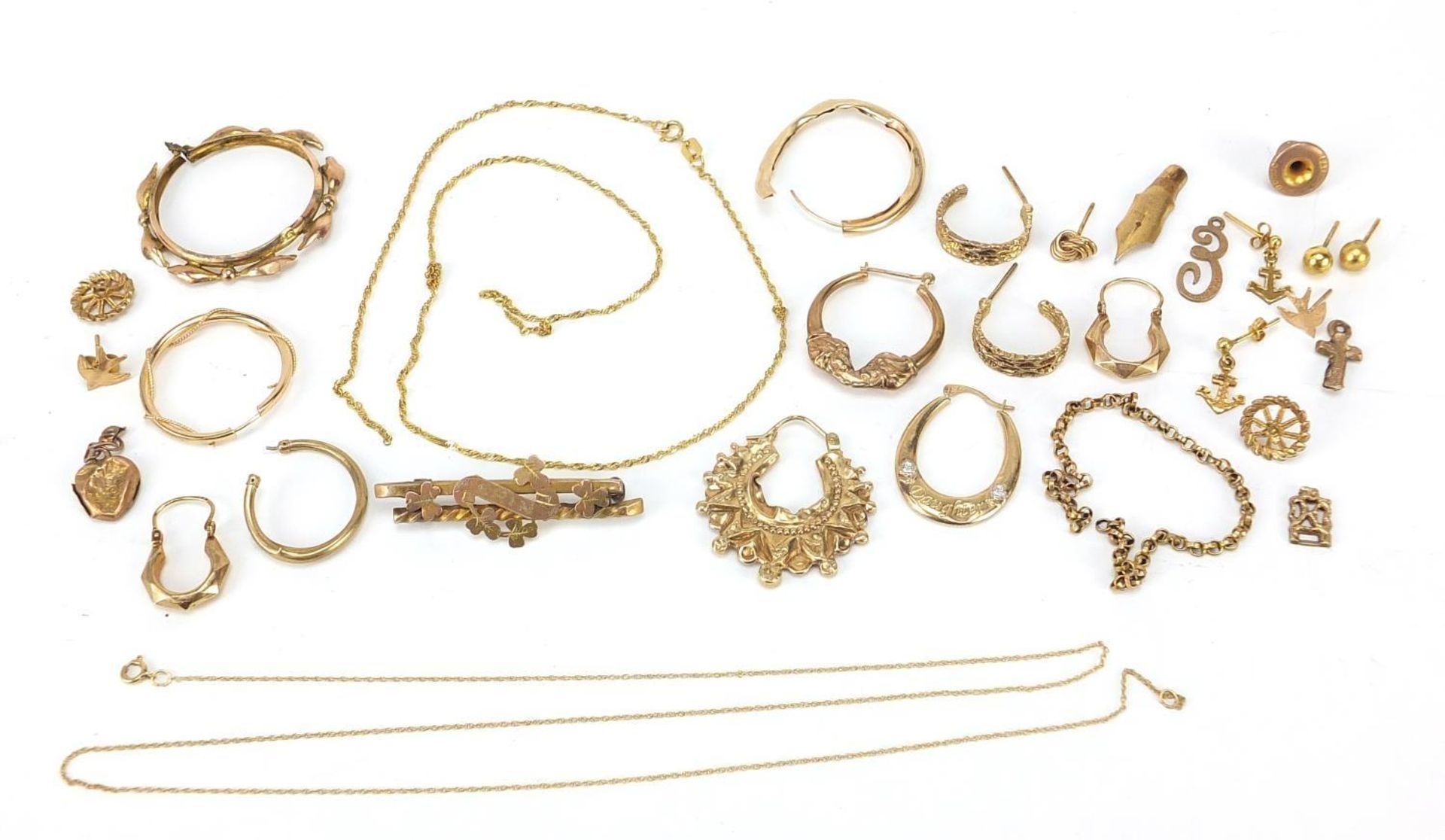 9ct gold jewellery including earrings, necklaces, Victorian bar brooch and 14ct gold fountain pen