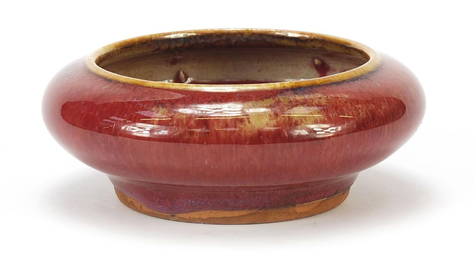 Chinese porcelain brush pot having a sang de boeuf glaze, 10.5cm in diameter - Image 2 of 4