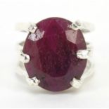 Ruby gemstone silver ring, approximately 25.0 carat, size M, 9.0g