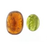 Two gemstones with certificates, comprising peridot, approximately 4.0 carat and hessonite garnet,