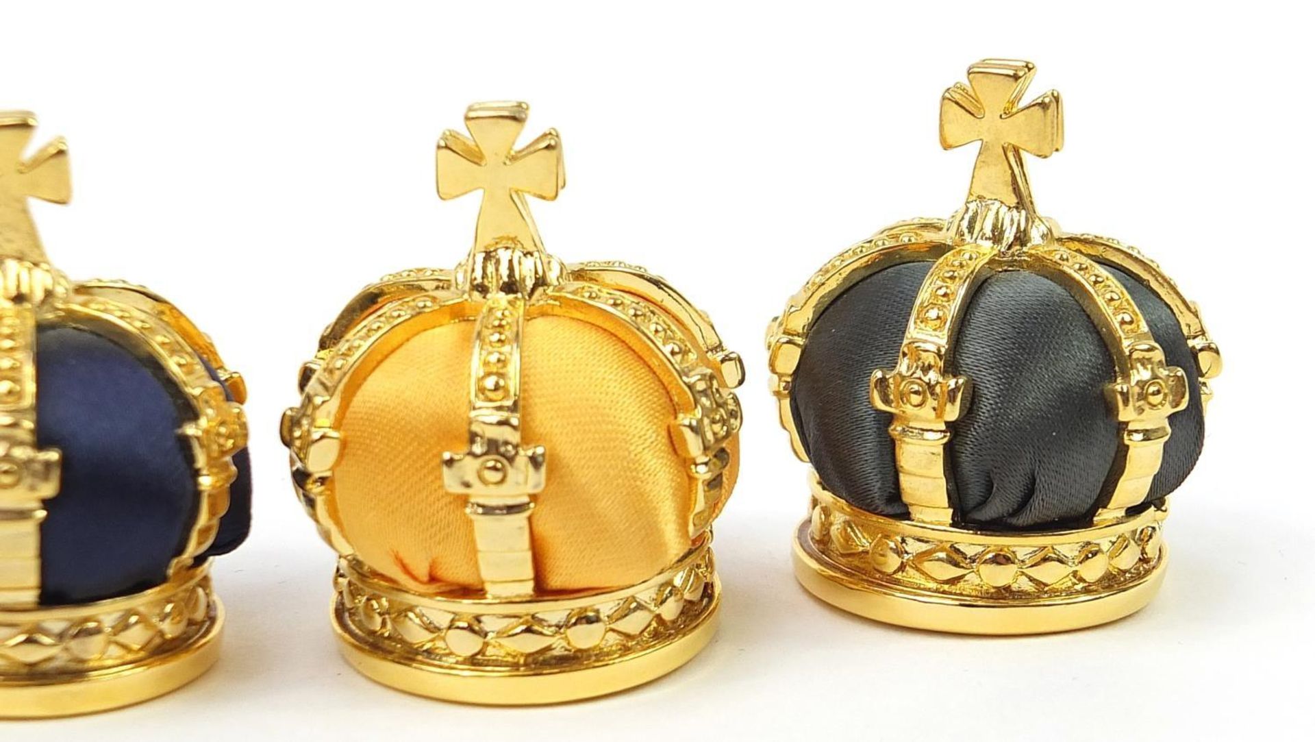 Set of four Fabergé Collection menu holders housed in a fitted silk and velvet lined case, each menu - Bild 5 aus 11