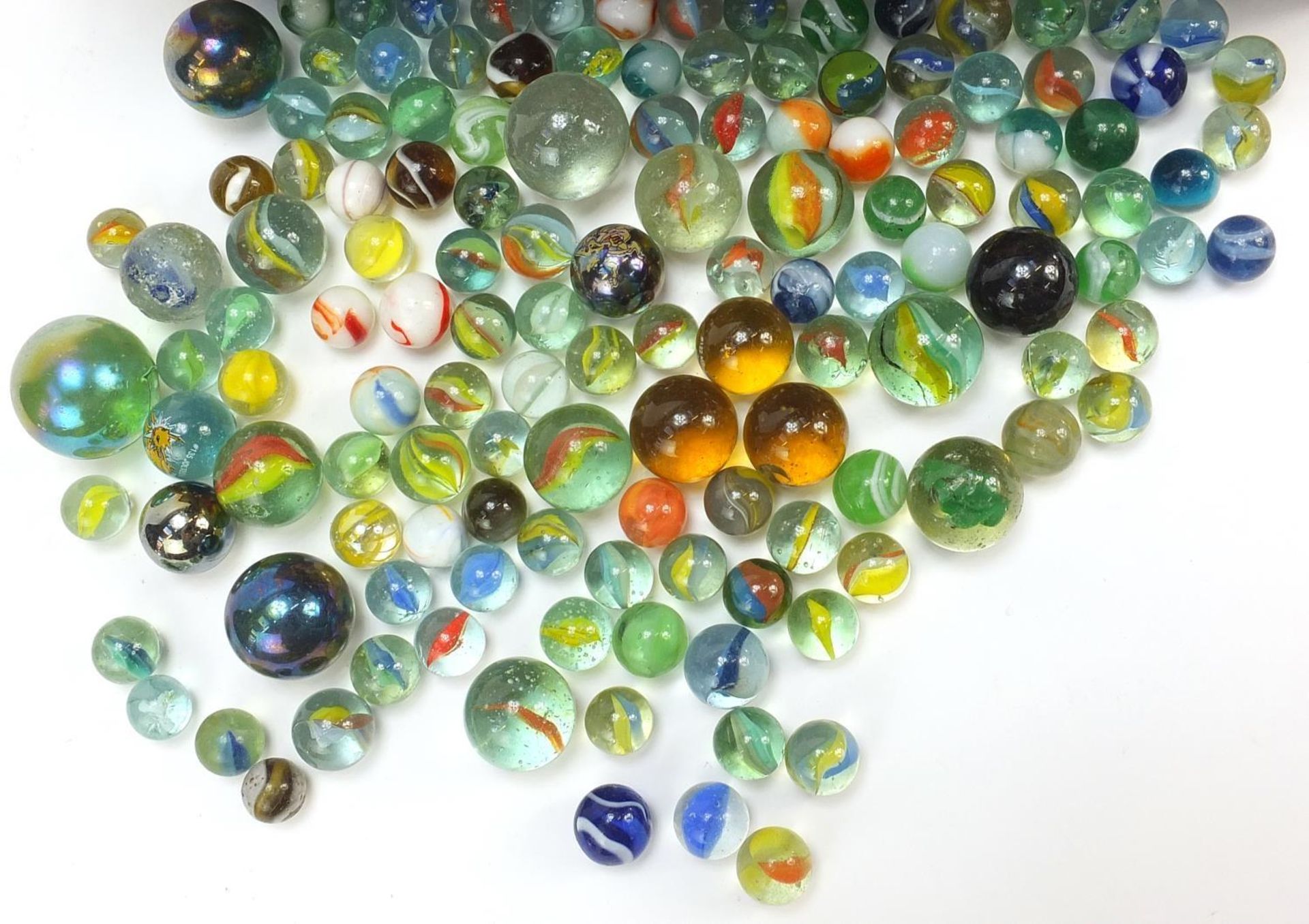 Collection of glass marbles - Image 3 of 3