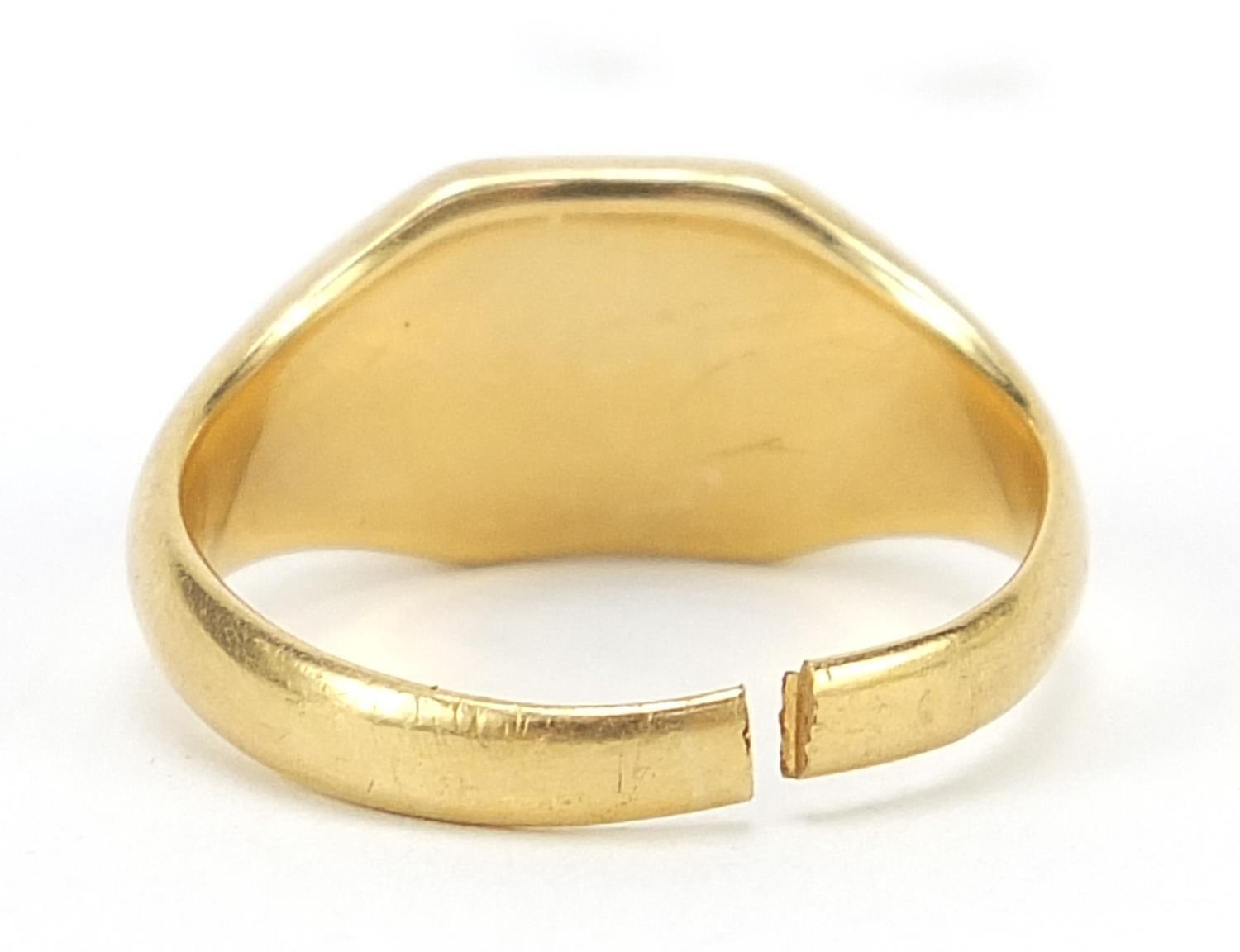 18ct gold signet ring, size O, 7.9g - Image 4 of 5