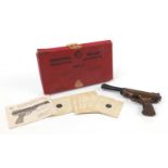 Vintage Seitenspanner Mod 71 side lever air pistol with box, 30.5cm in length