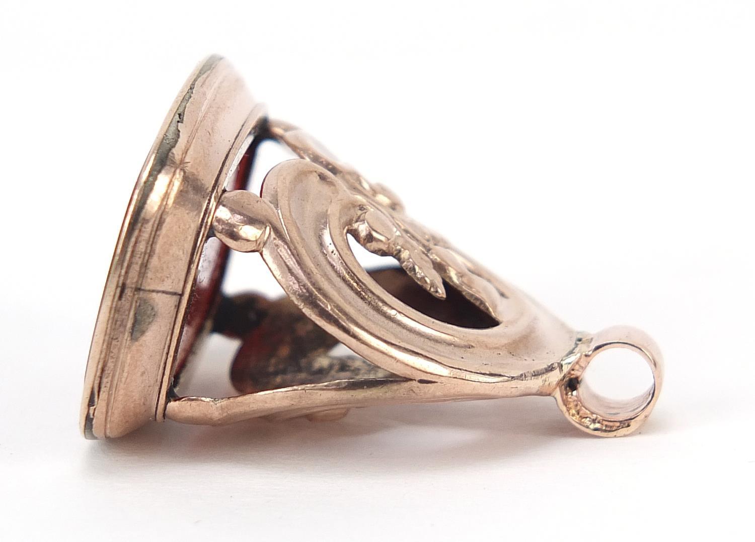 Antique unmarked rose gold intaglio seal fob, tests and 9ct gold, 3cm high, 9.9g - Image 3 of 4