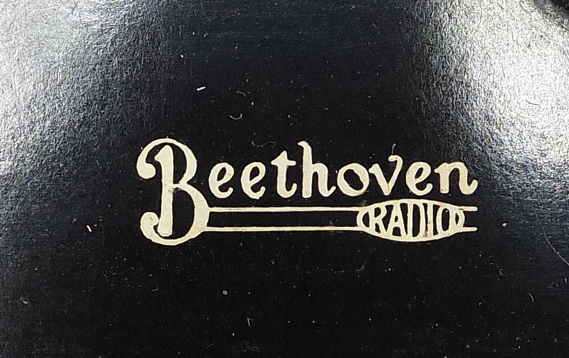 Vintage Beethoven radio with original Vidor battery, 23.5cm H x 35cm W x 33cm D - Image 5 of 7