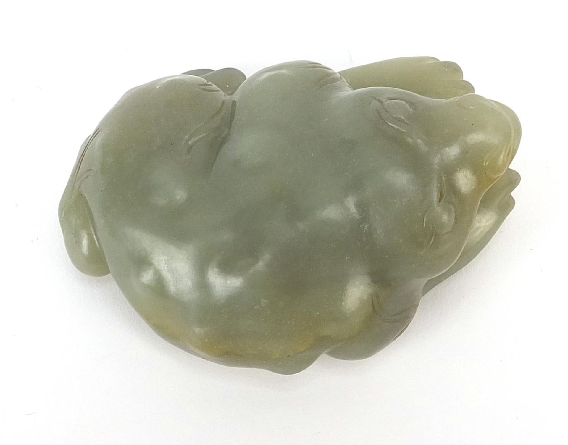 Chinese celadon jade carving of a mythical toad, 7cm in length - Image 6 of 7