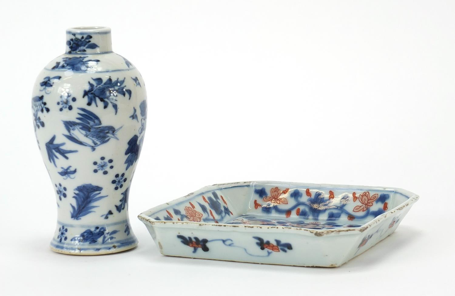 Chinese blue and white porcelain baluster vase and a square dish hand painted in the Imari palette - Image 3 of 8