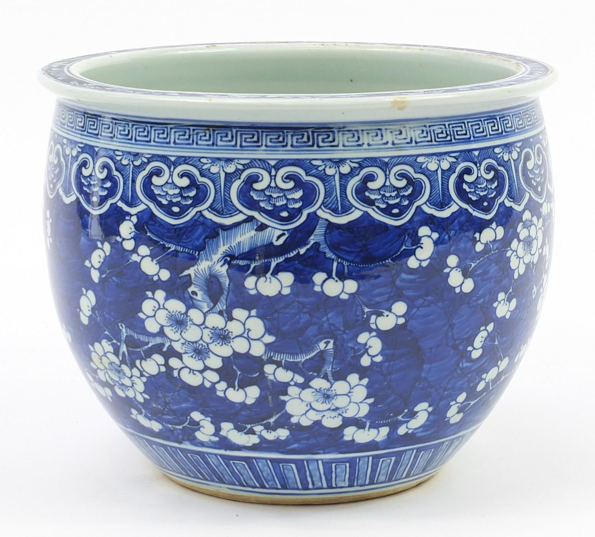Large Chinese blue and white porcelain jardinière hand painted with prunus flowers, 24.5cm high x - Image 4 of 7