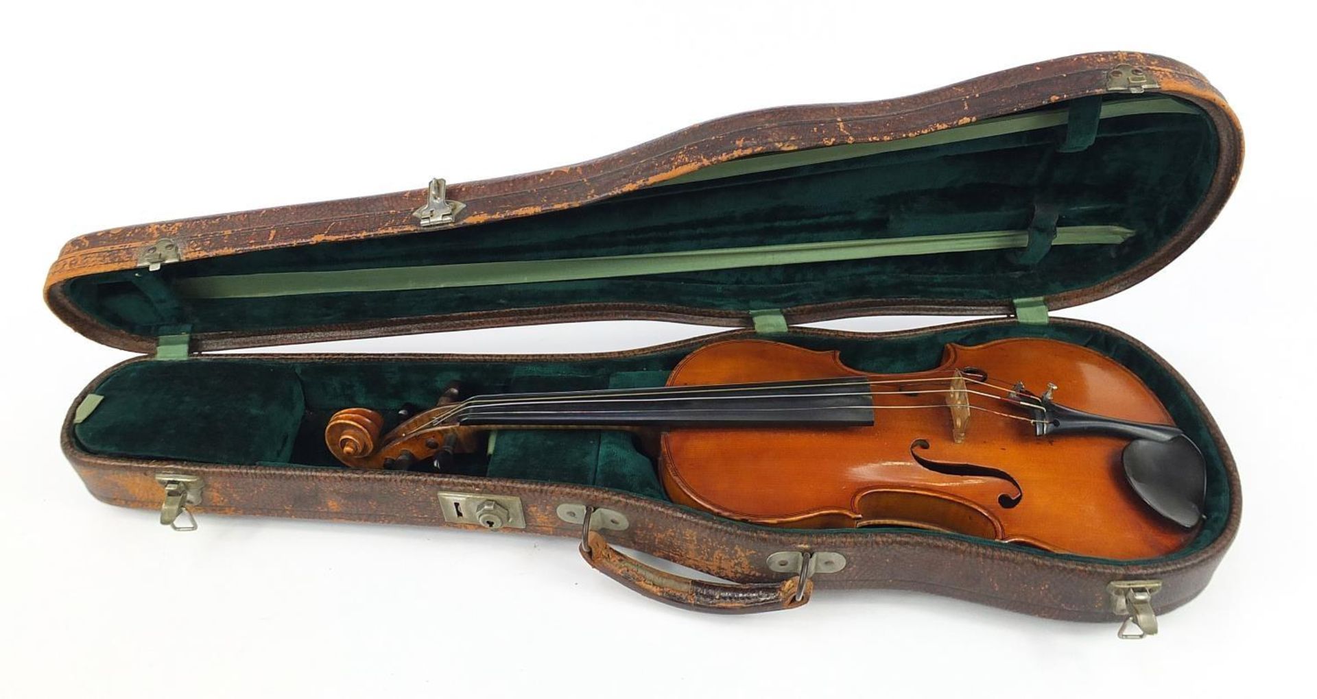 Old wooden violin bearing an Andre Castagneri paper label, the violin back 14 inches in length - Image 8 of 10