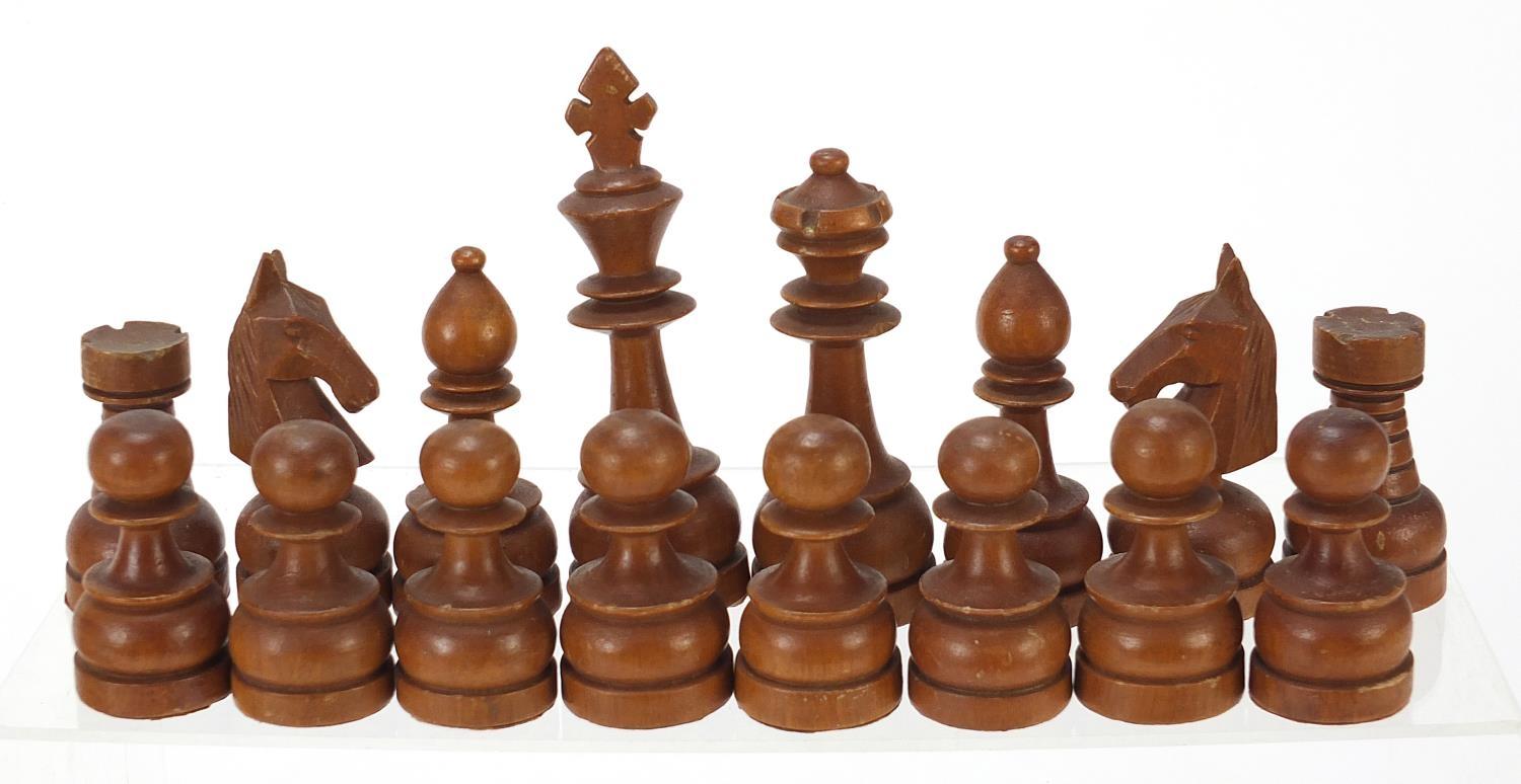 Large carved hardwood chess set, the largest pieces each 12cm high - Image 3 of 5