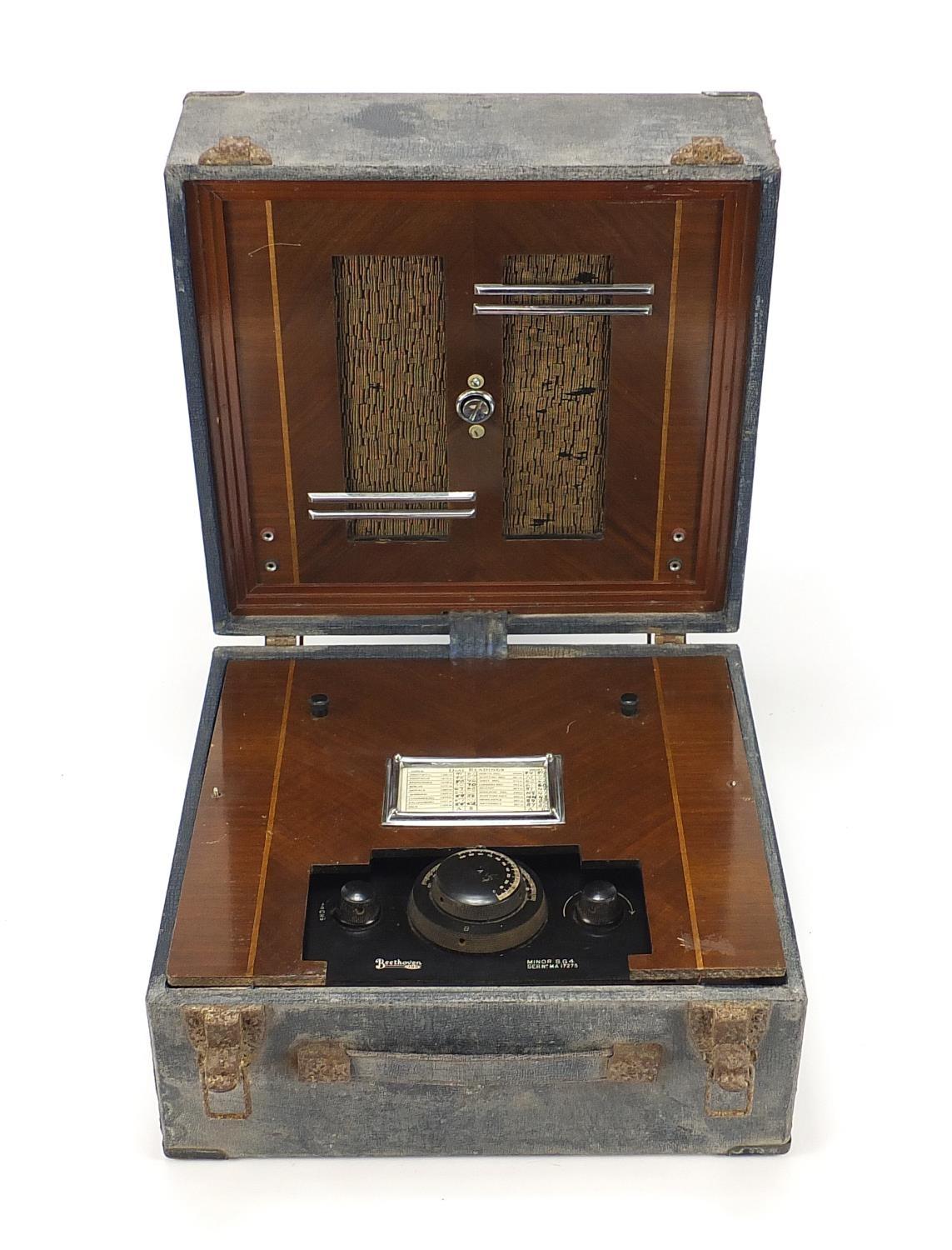 Vintage Beethoven radio with original Vidor battery, 23.5cm H x 35cm W x 33cm D - Image 2 of 7