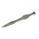 Islamic patinated bronze short sword, 35cm in length