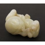 Good Chinese white jade carving of two ducks, 7cm wide