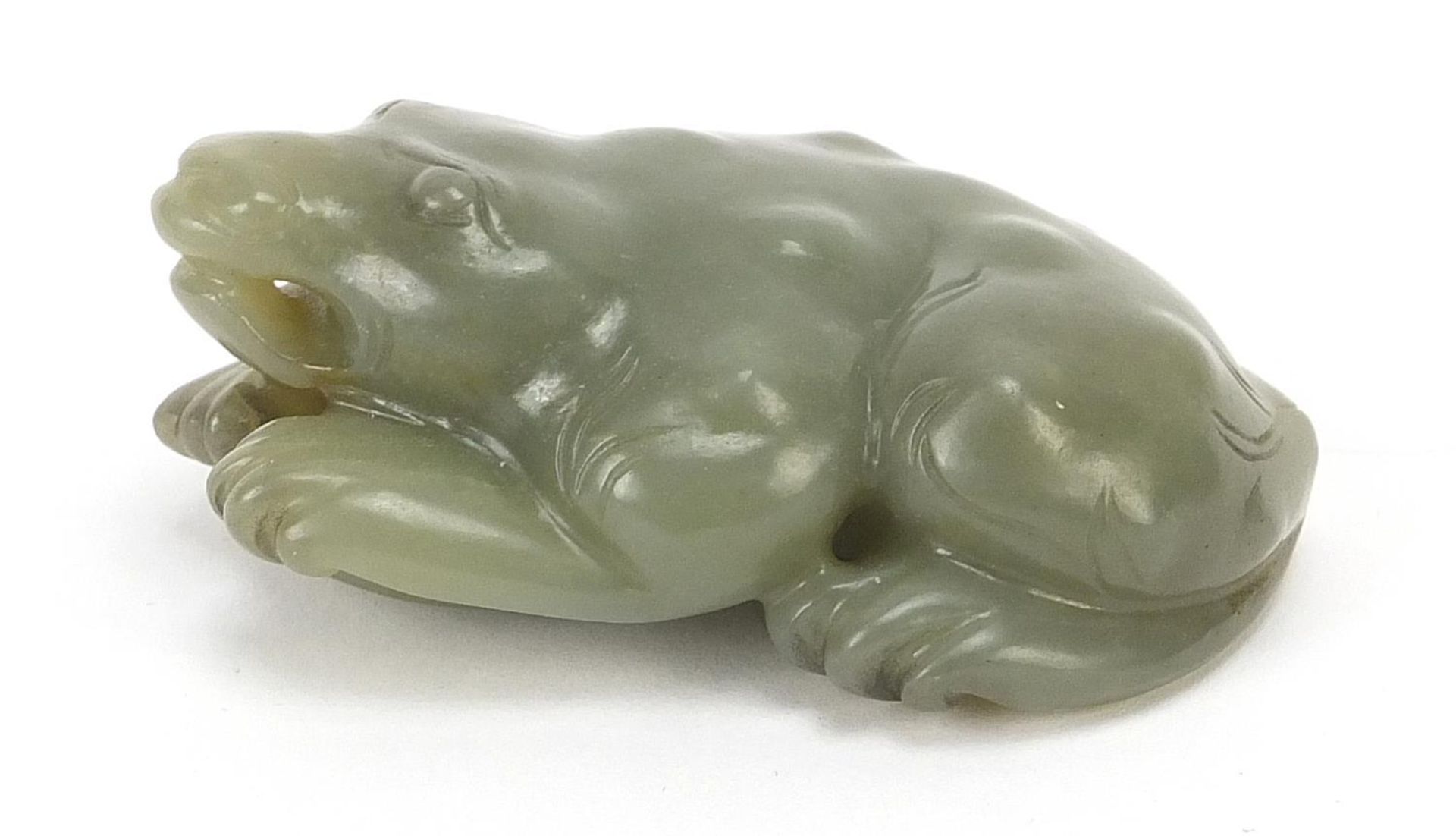 Chinese celadon jade carving of a mythical toad, 7cm in length - Image 2 of 7