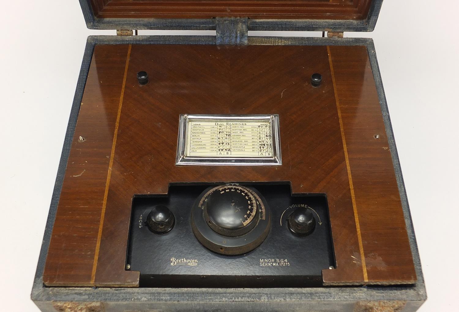 Vintage Beethoven radio with original Vidor battery, 23.5cm H x 35cm W x 33cm D - Image 3 of 7