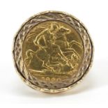Queen Victoria 1900 half sovereign with 9ct gold ring mount, size M, 7.7g