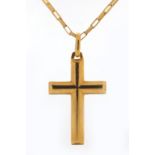 9ct gold cross pendant on a 9ct gold necklace, 3.5cm high and 60cm in length, total 6.3g