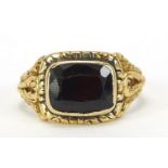 Georgian gold garnet ring with ornate setting, London 1824, size K, 3.2g :