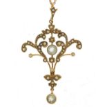 Art Nouveau 9ct gold aquamarine and seed pearl pendant on a 9ct gold necklace, housed in a