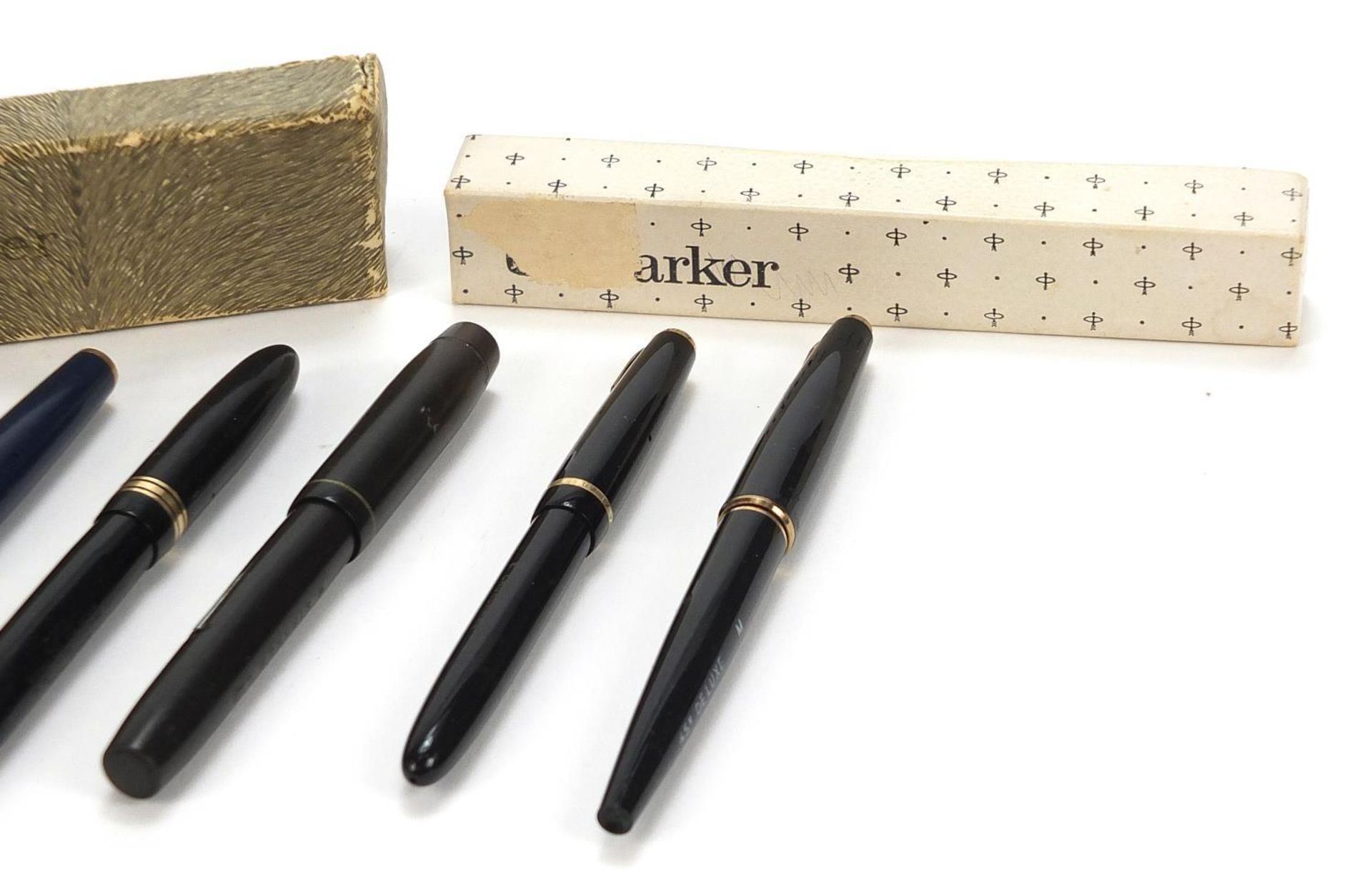 Five vintage fountain pens, four with gold nibs comprising Excelsior no. 2, Parker and Swan - Bild 3 aus 6