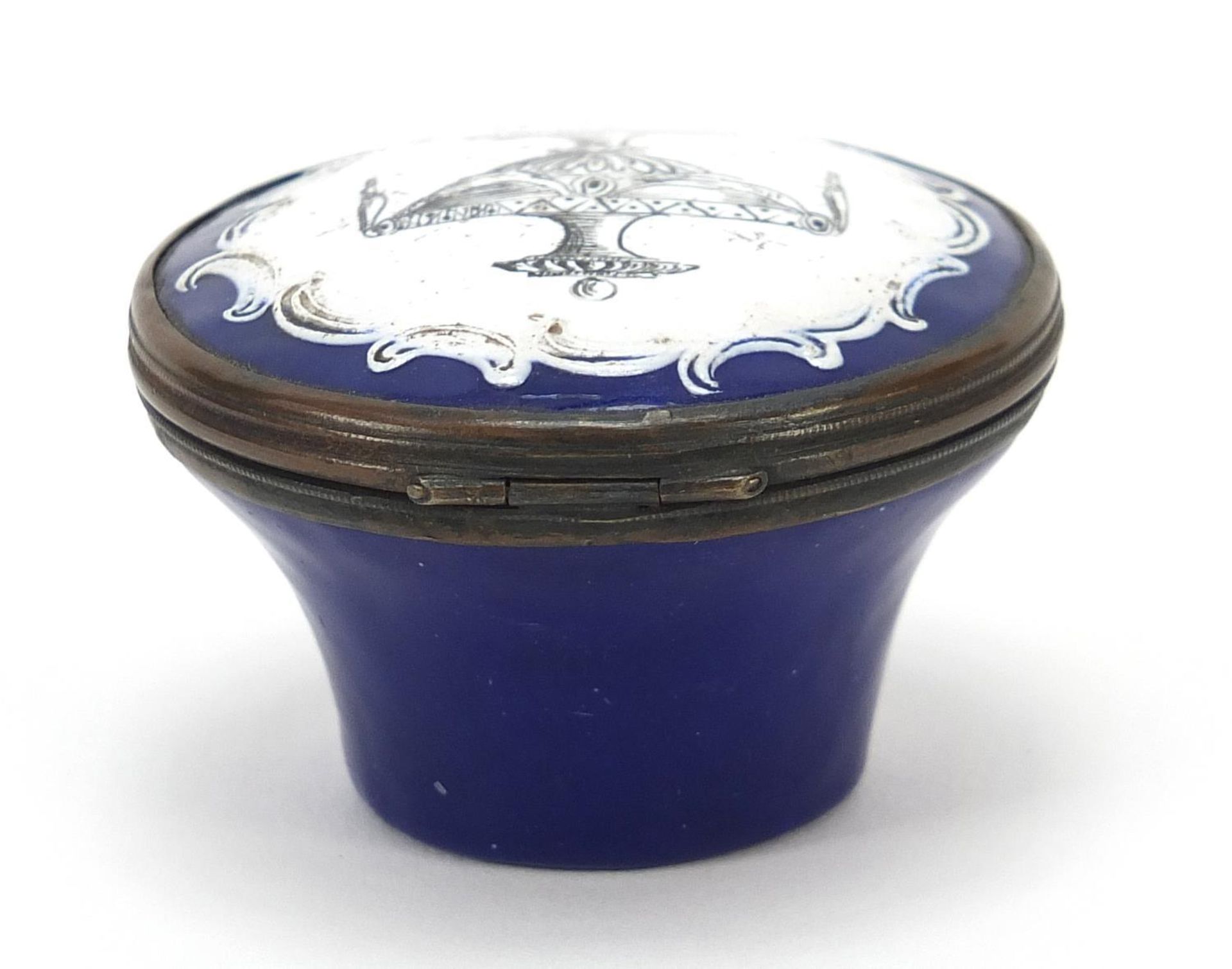 18th century Bilston enamel patch box hand painted with a classical urn, 4.5cm in diameter : - Image 3 of 5