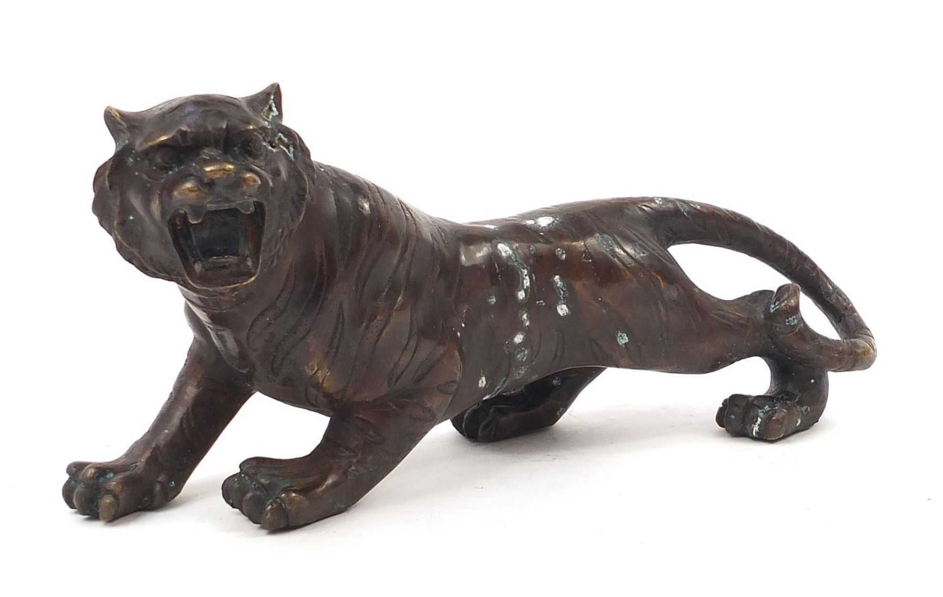 Japanese patinated tiger, 30cm in length :