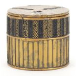 Japanese lacquered container finely hand painted with birds, 4.5cm high :