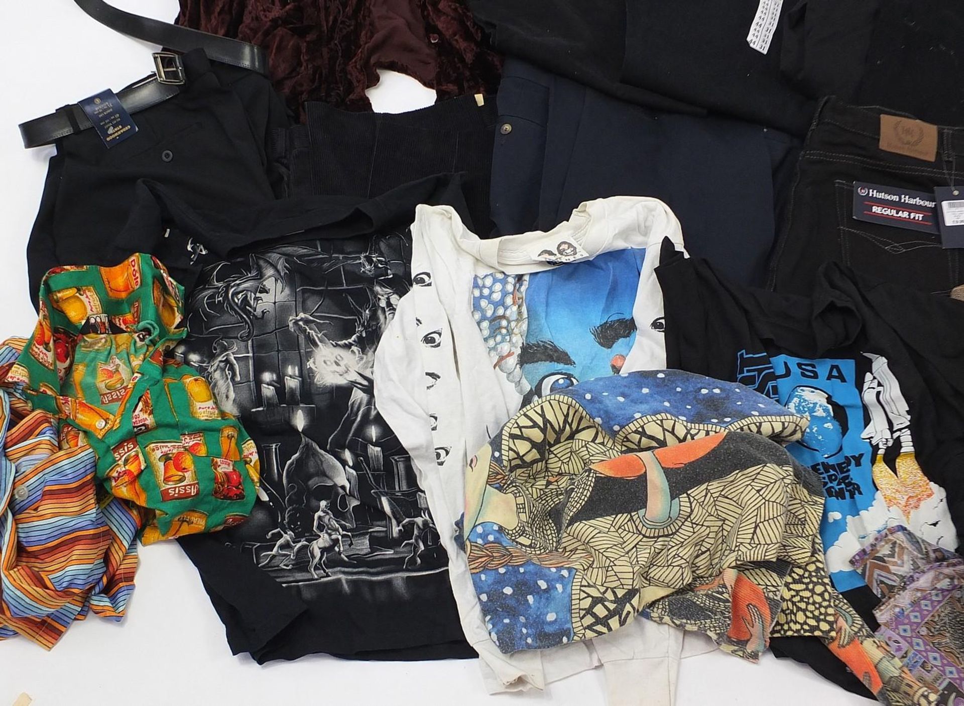 Collection of vintage and later clothing including psychedelic and jeans : - Image 6 of 6