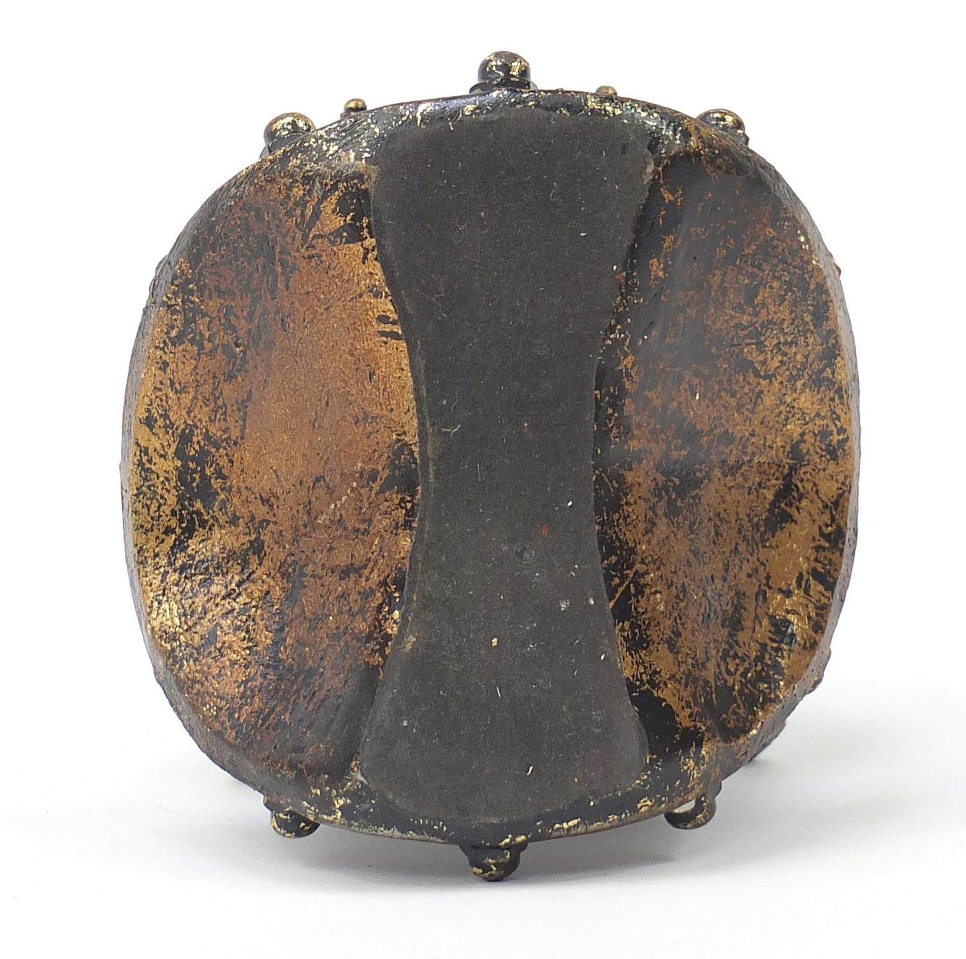 Bronzed resin diver's helmet, 21cm high : - Bild 3 aus 3
