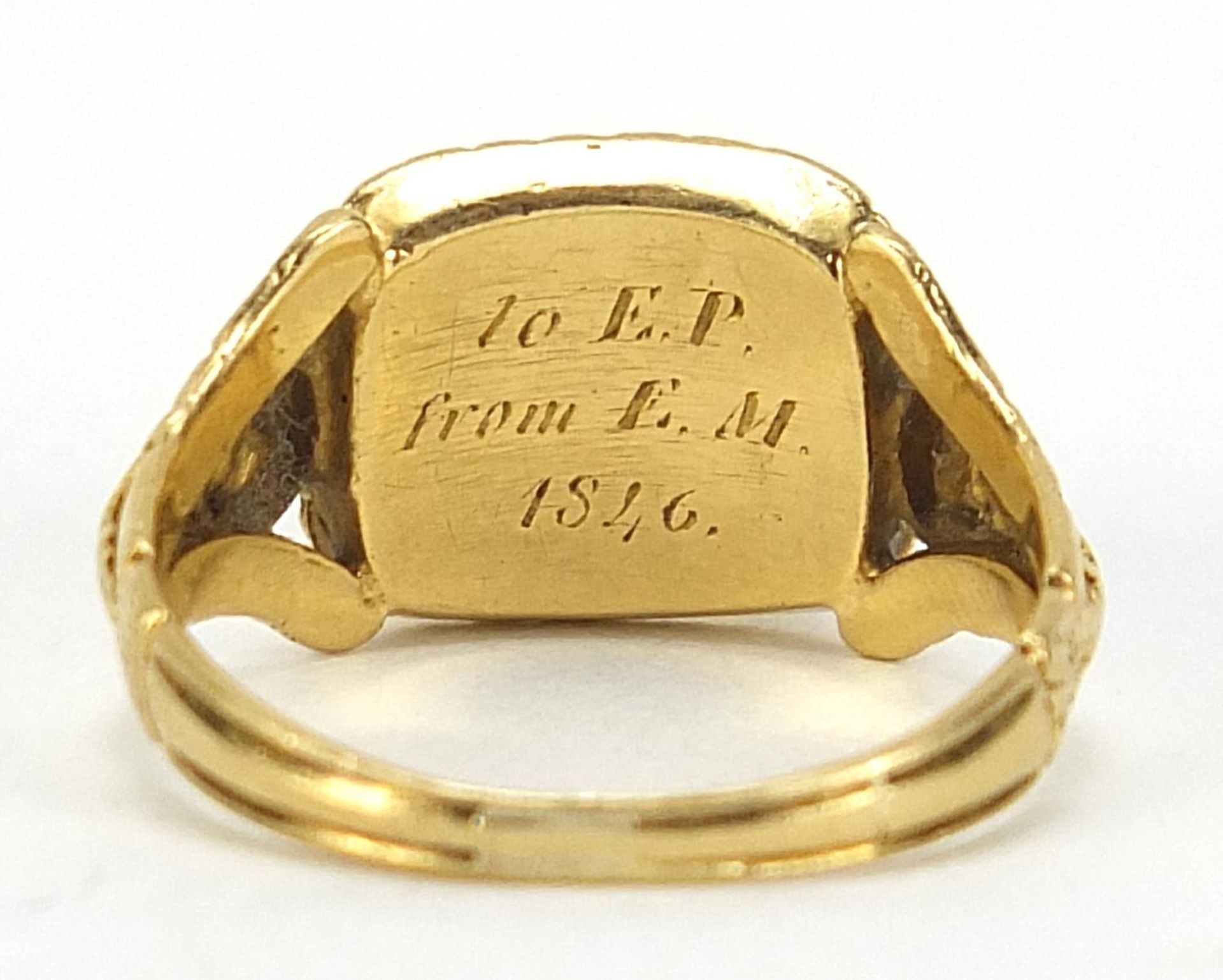 Georgian gold garnet ring with ornate setting, London 1824, size K, 3.2g : - Image 4 of 5