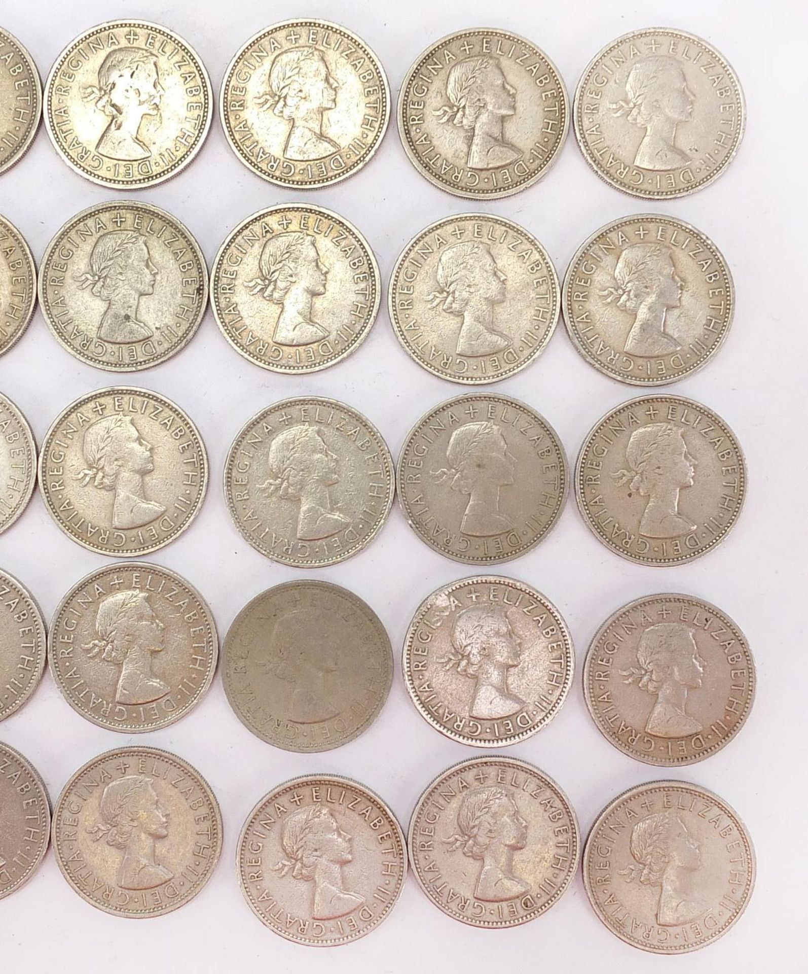 Collection of British pre decimal two shillings : - Bild 6 aus 6