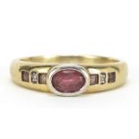 9ct gold pink stone and diamond ring, size N, 2.8g :