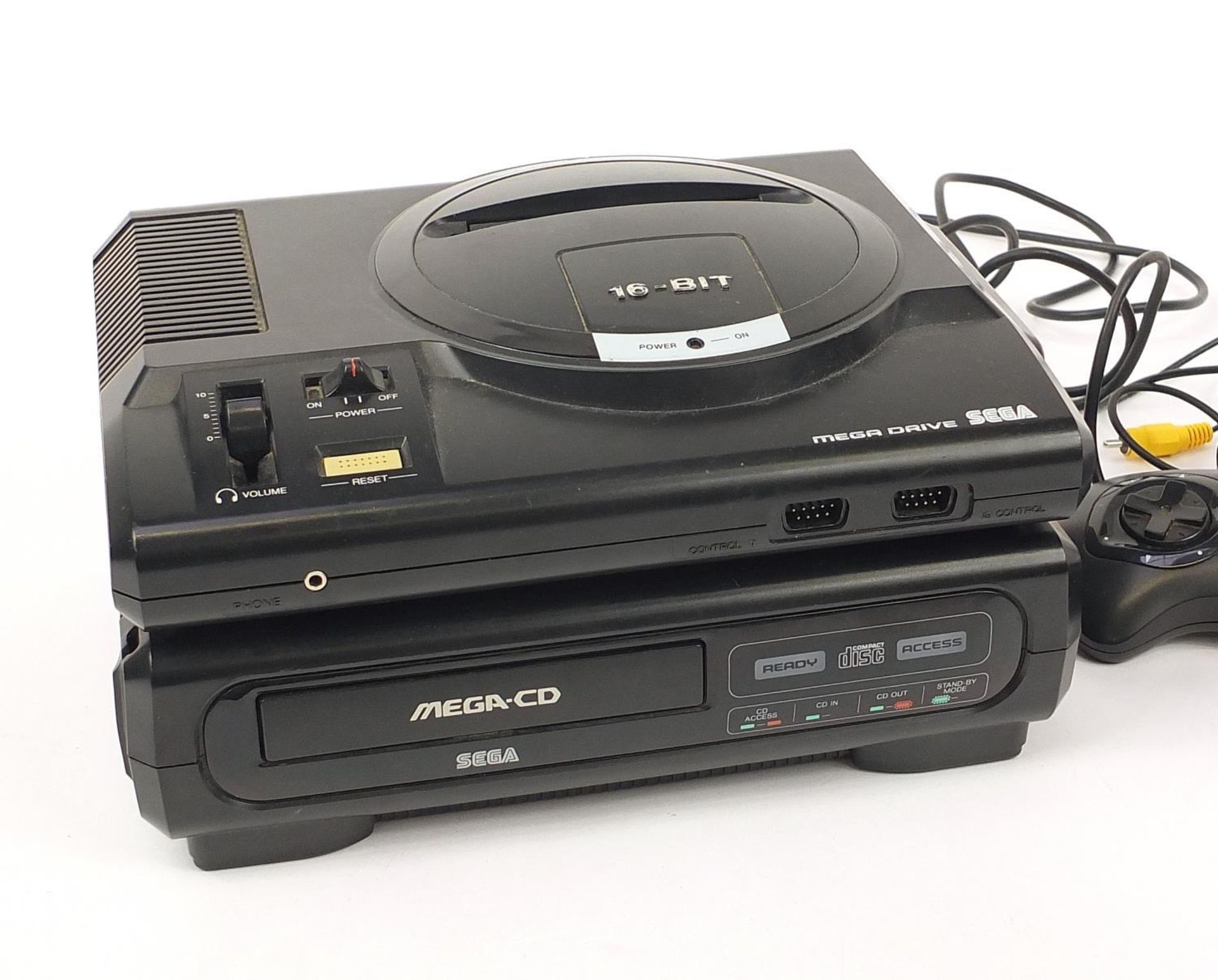 Sega Mega Drive games console with Mega-CD converter and controllers : - Image 2 of 4