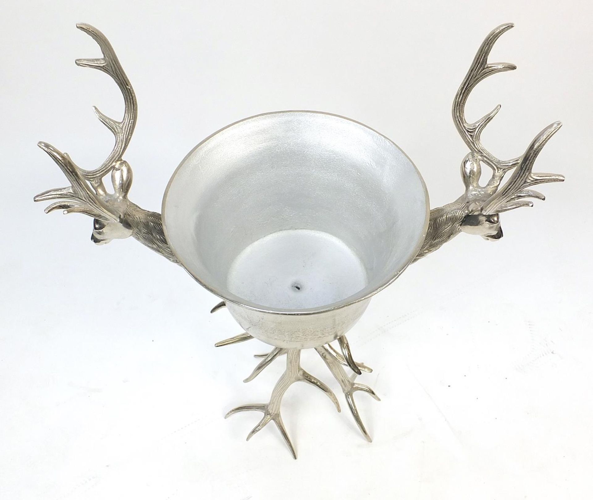 Silvered staghorn design floor standing ice bucket with stag's heads, 104.5 high x 70cm wide : - Image 3 of 4