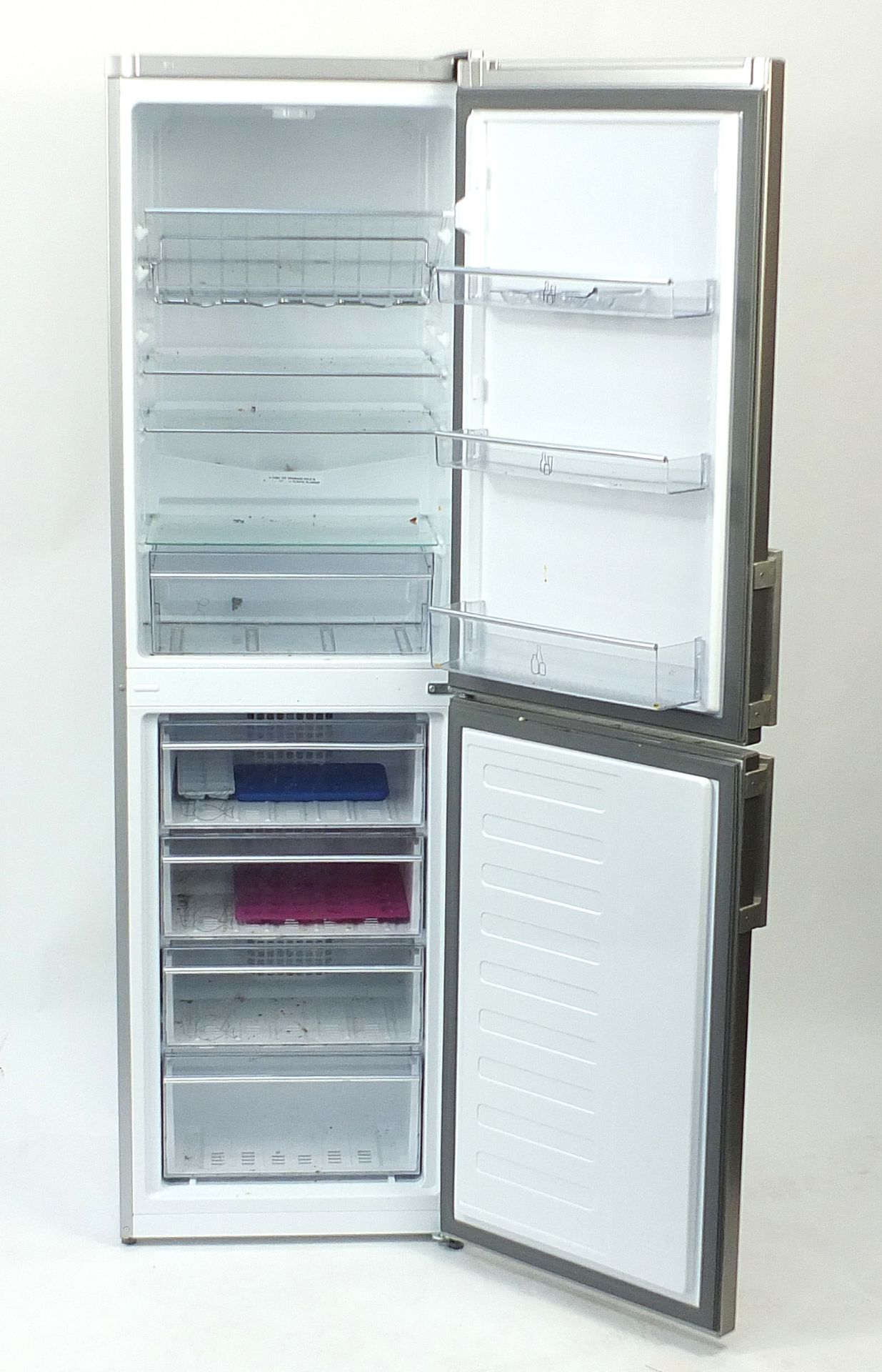 Silver Grundig fridge freezer, model GKF15810N, 181cm H x 54cm W x 56cm D - Image 3 of 6