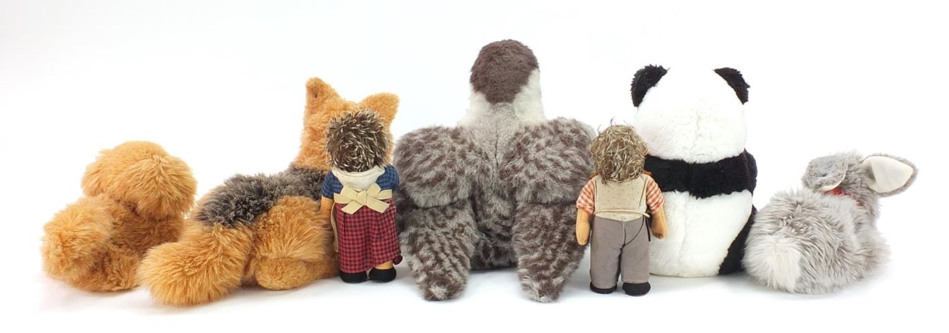 Vintage and later Steiff bears and animals including Micki the Hedgehog and Panda, the largest - Image 4 of 7