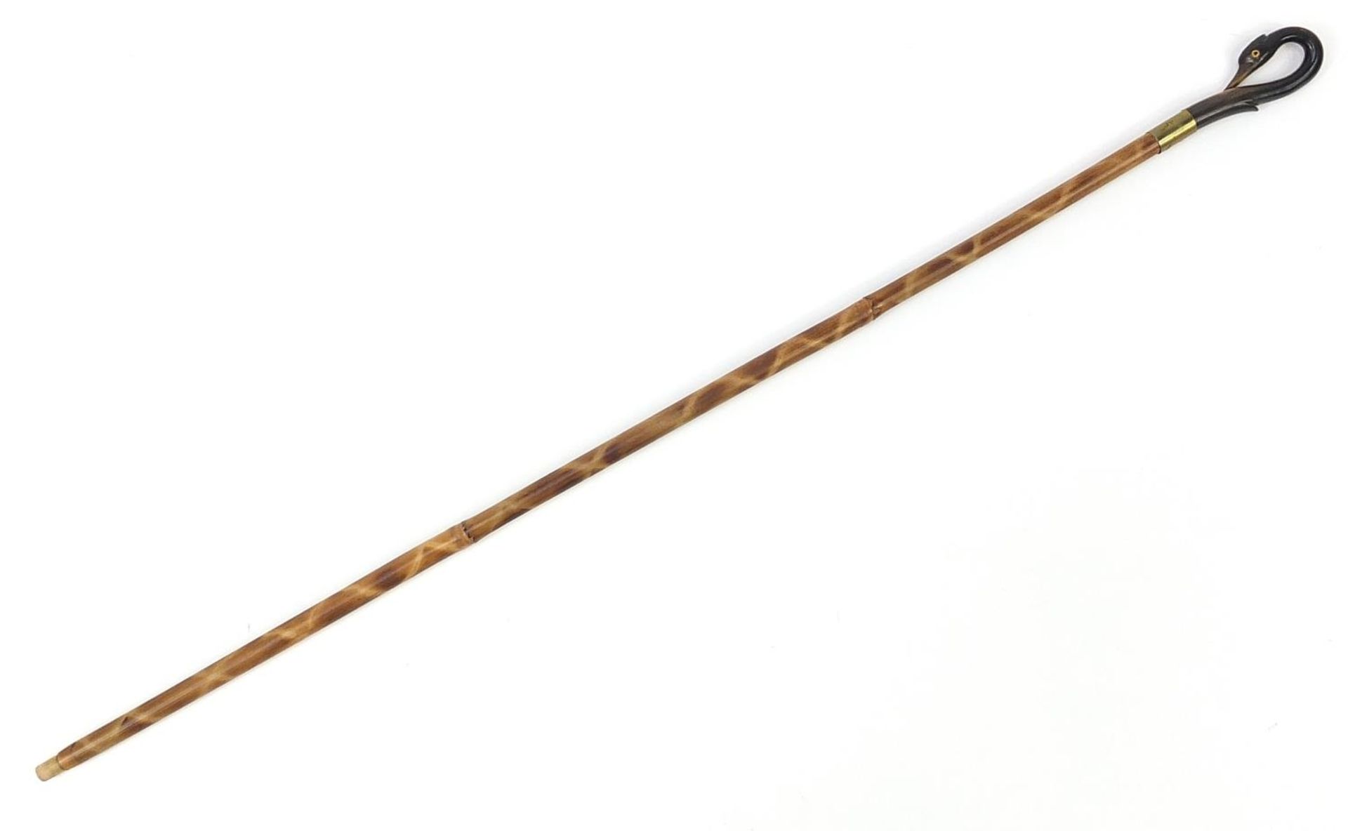 Bamboo sword stick with horn handle carved in the form of a swan's head, 86.5cm in length :For - Image 5 of 11