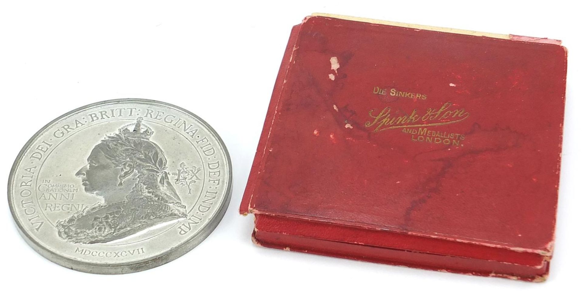 Queen Victoria Diamond Jubilee British Empire medal by Spink & Son with leather lined fitted case,