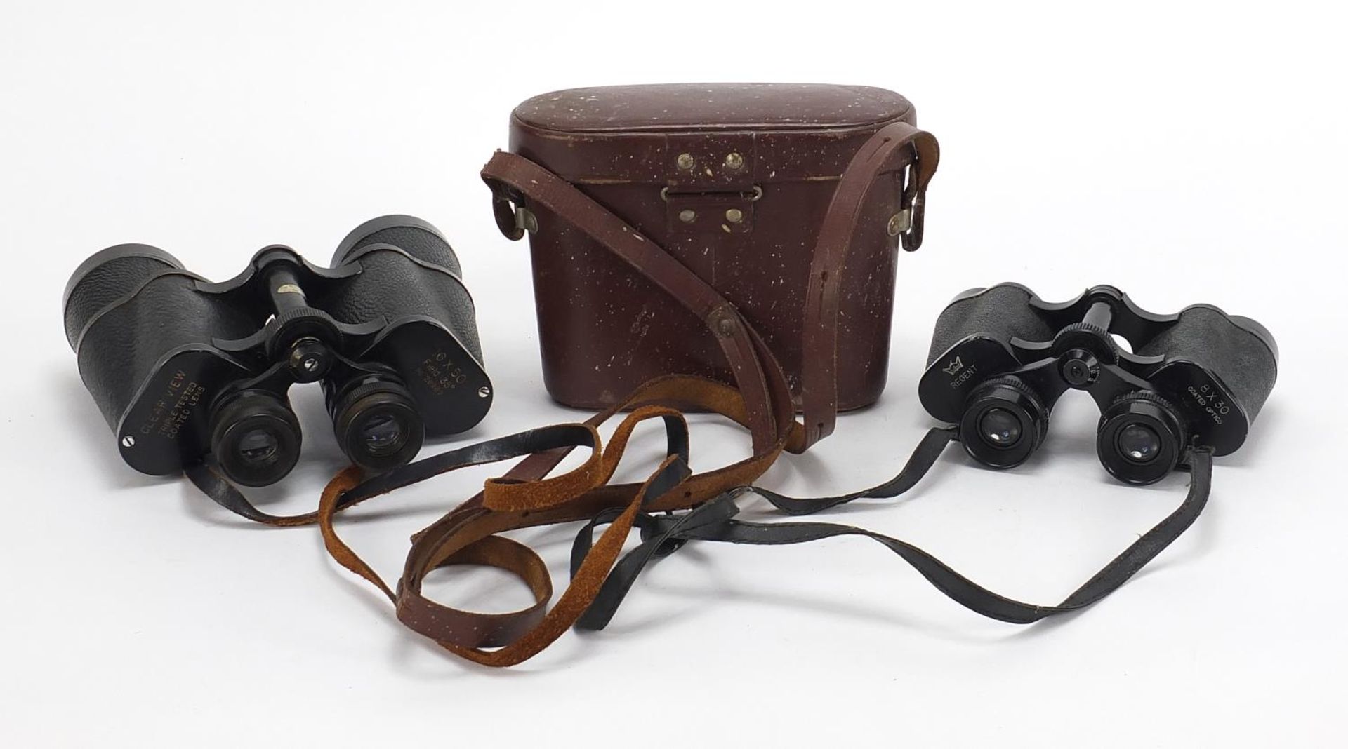 Two pairs of vintage binoculars comprising Clear View 16 x 50 and Regent 8 x 30 with case :For - Image 5 of 9